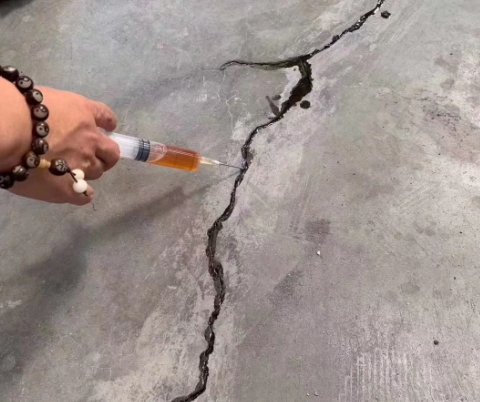 天津混凝土裂缝修补技术详解​
